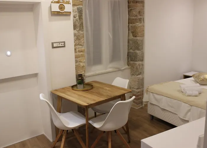 公寓 Petra In The Center Of The *